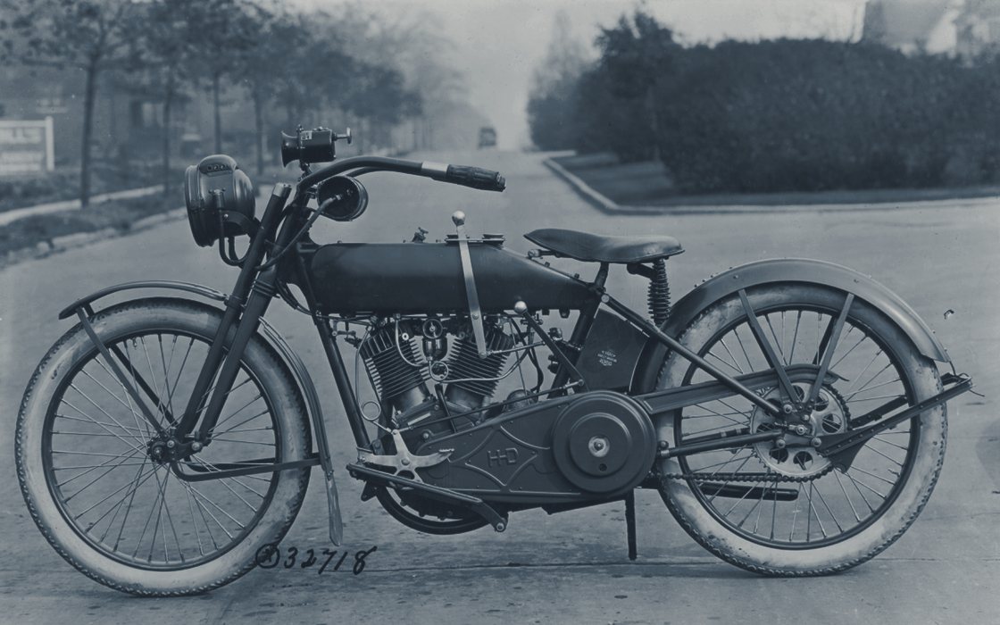 Side view of a Harley-Davidson Government Model, factory photograph from the 1910s